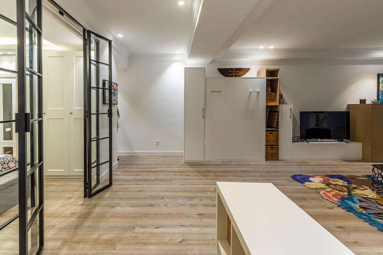 110 M2 Central Apartment In Abando Close To Guggenheim With Parking Bilbao Kültér fotó