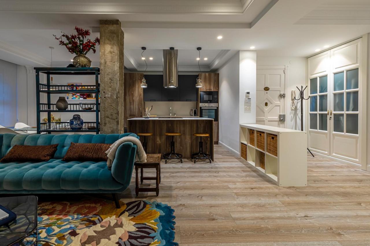 110 M2 Central Apartment In Abando Close To Guggenheim With Parking Bilbao Kültér fotó