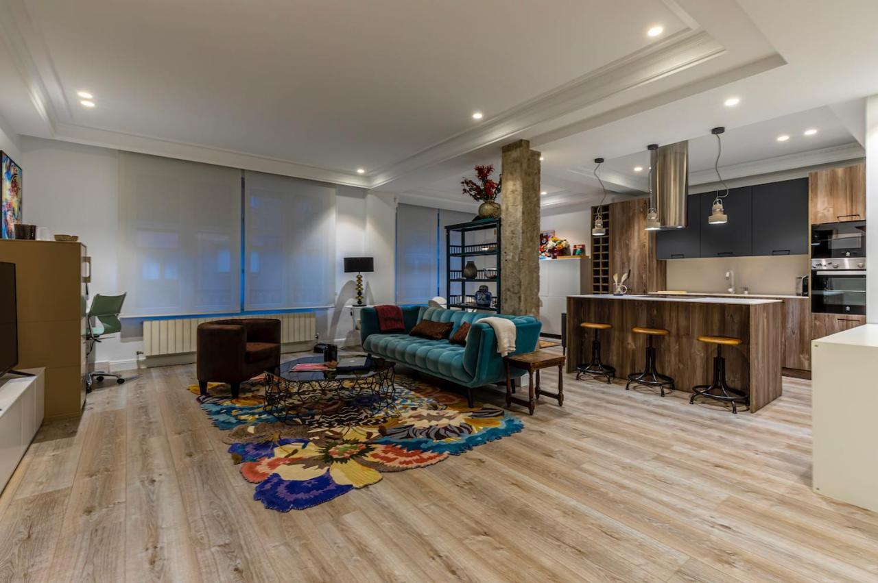 110 M2 Central Apartment In Abando Close To Guggenheim With Parking Bilbao Kültér fotó