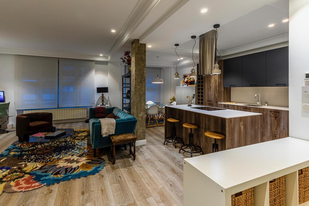 110 M2 Central Apartment In Abando Close To Guggenheim With Parking Bilbao Kültér fotó