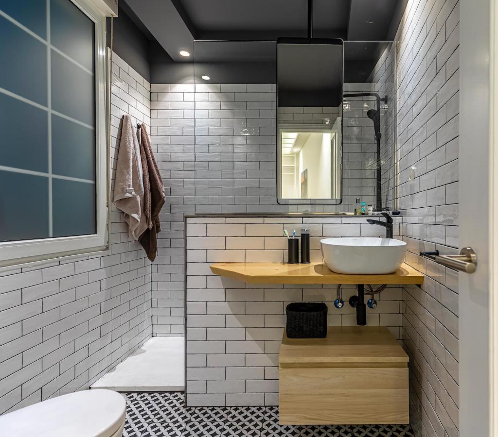 110 M2 Central Apartment In Abando Close To Guggenheim With Parking Bilbao Kültér fotó