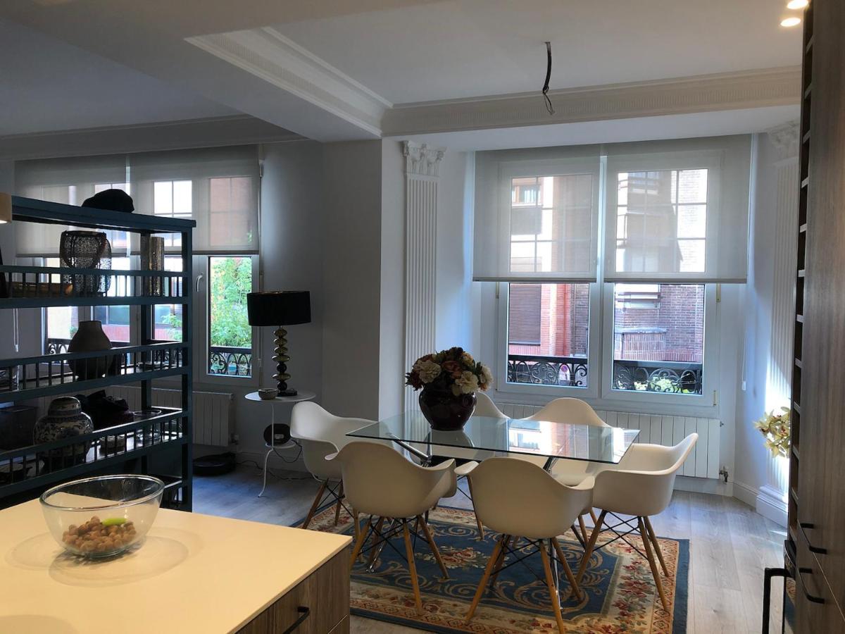 110 M2 Central Apartment In Abando Close To Guggenheim With Parking Bilbao Kültér fotó
